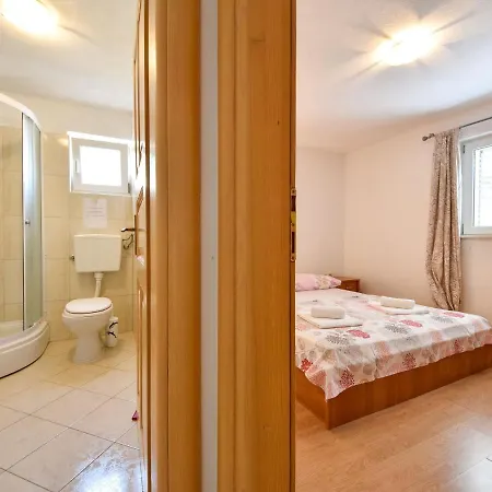 Milin-1 By Interhome Apartman