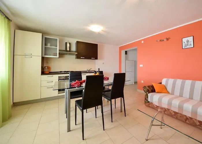 Milin-1 By Interhome Appartement Jezera