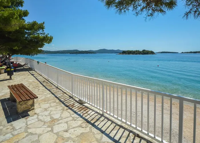 Appartement Milin-1 By Interhome Jezera